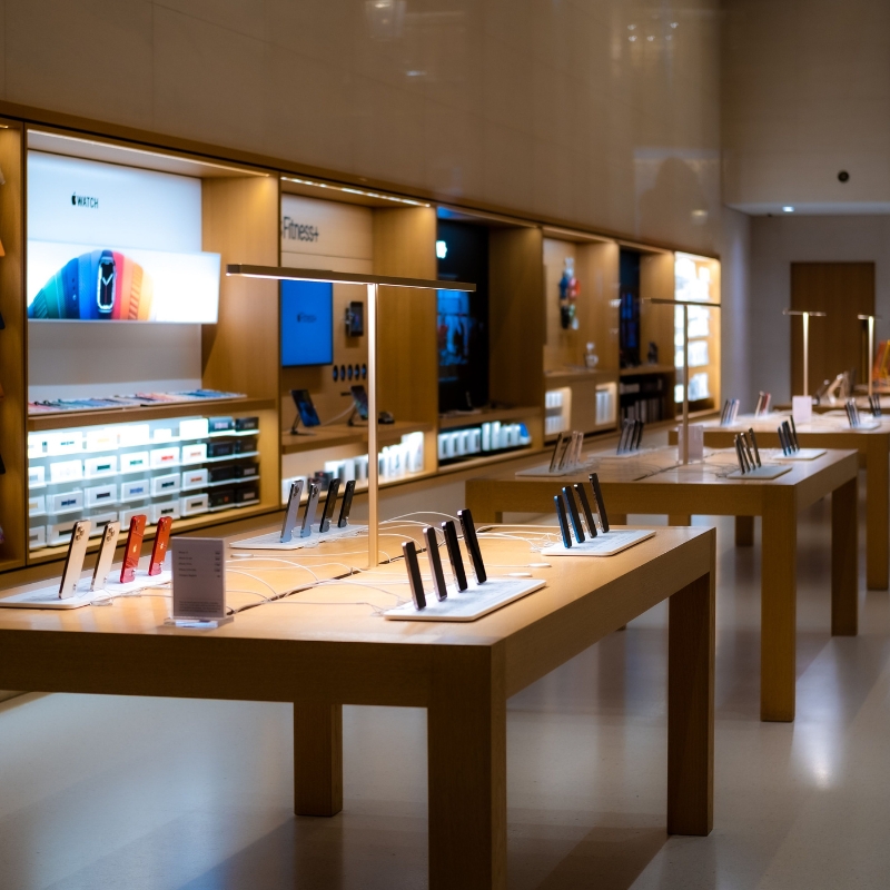 Consumer electronics wholesale — cables, chargers, power banks and phone accessories